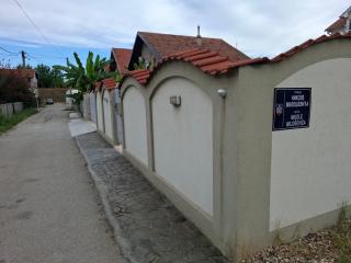 Serbian home - free parking - 9