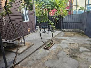 George House - 6