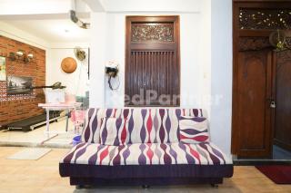 Omah Karangwaru Homestay near Jogja City Mall RedPartner - 1