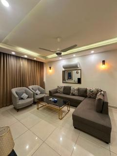 Luxury Stay at Elysium Islamabad 1 Bedroom 2 AC Central Location - 3