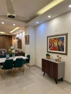 Luxury Stay at Elysium Islamabad 1 Bedroom 2 AC Central Location - 2