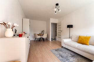 Lenartowicza Baltic Comfort Apartment by BookingHost - 2