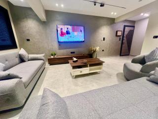 Sheraton Flat - 4