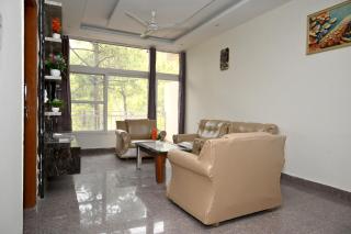Emerald Retreat Scenic two BHK Hill Stay - 5
