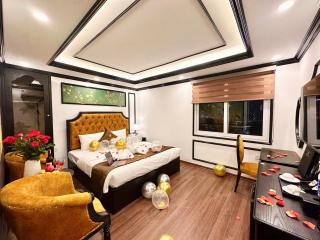 Vera Luxury Hotel - 5