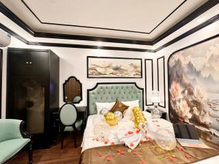 Vera Luxury Hotel - 1