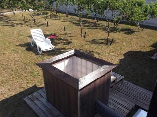 BedRenter Private Garden Retreat for Two with Private Wood-Fired Hot Tub - 8