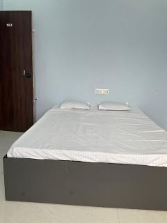 Shiv Guest House - 7