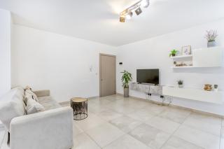 Central Msida - Modern, Bright & Comfortable - 3