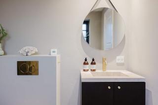 Elegant Private Villa Apartment in the Heart of Am - 7
