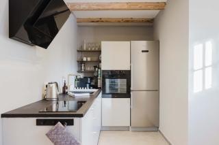 Elegant Private Villa Apartment in the Heart of Am - 4
