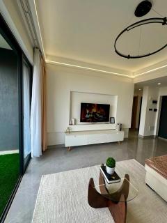 Cloud9 Nairobi Heated Pool Gym Skyline views - 7