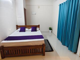 Govindha bhavanam 150 meters from Guruvayur temple - 3