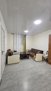 House 3 - 5