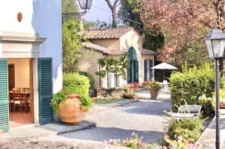 Prestigious Villas with shared panoramic swimming pool in Cortona - 4