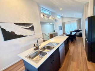 Luxury Lenah Valley Retreat, Minutes to MONA & CBD - 3