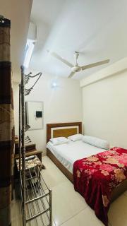 Hotel New Royal Palace Dhanmondi - 2