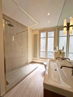 Luxury 3 Bedrooms - Arc Of Triumph - 1