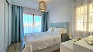 Family Apartment Ocean & Mountain Views & Heated Pool - 7