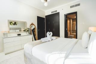 Vibrant 1BR in JBR, Top Location - 4