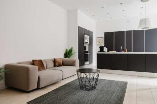 Amalienborg Retreat Stylish 2BR Apartment - 9