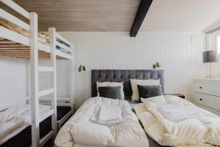Vacation Home With Sea Views - 200m From Beach - 3