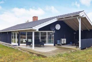 Coastal Hideout Vacation Home - 0