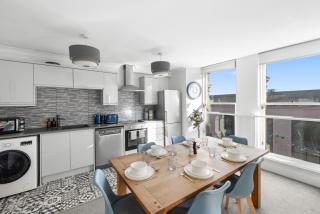 Henry's Apartment on Commercial Street - Dundee - 4