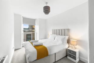 Henry's Apartment on Commercial Street - Dundee - 2