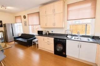 Valla Nook Serviced Room in Northampton Centre - 2