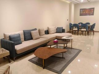 Prime 3 Bed Apt with UPS, Zeta Mall, Pool Incl - 0
