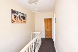 Valla Retreat Serviced Room in Northampton Centre - 3