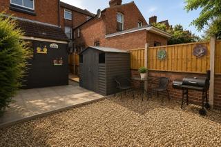Valla Retreat Serviced Room in Northampton Centre - 8