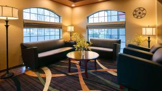 Best Western Plus Rama Inn - Redmond - 2