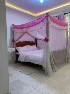 Nairobi Transit Lounge - 6