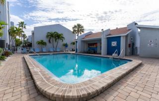 #250G Madeira Beach Yacht Club - 4