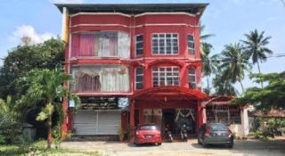 OYO 89653 Anisaa Inn - 4