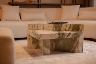 The Luxury Garden Apartment by PikHost - 2