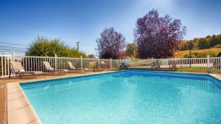 Best Western PLUS Executive Inn - Saint Marys - 8