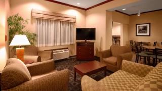Best Western PLUS Executive Inn - Saint Marys - 9