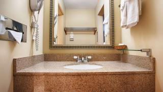 Best Western West Greenwich Inn - West Greenwich - 1