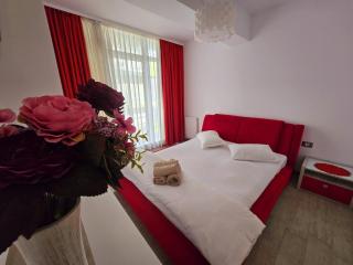 Superb Sea Side 3 Room Apartment - Beach Pool & Spa Resort - 0