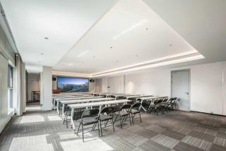 Atour Light Hotel Wuhan Optics Valley Square Subway Station - 2