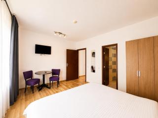 Kron Garden Retreat - Braşov - 7