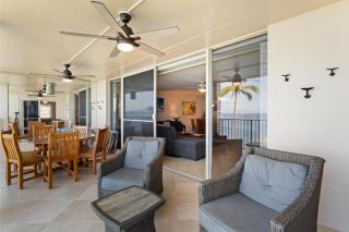 ROYAL MAUIAN, #518 - 6