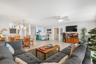 ROYAL MAUIAN, #518 - 1