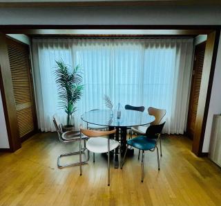 Pinkliey House -  - 5