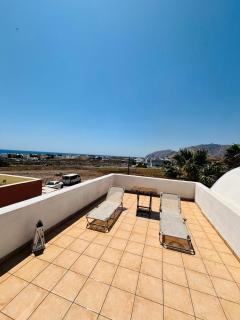 Roxys sea view Santorini Monolithos - 9