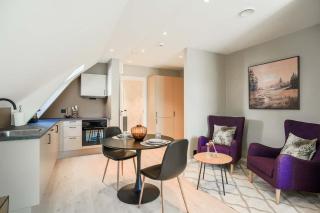 Modern entire apartment in city 305 for 2 guests - 0