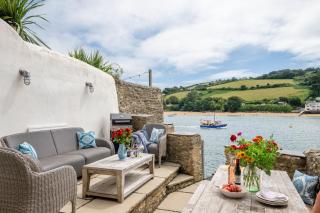 Ferry Cottage - 6
